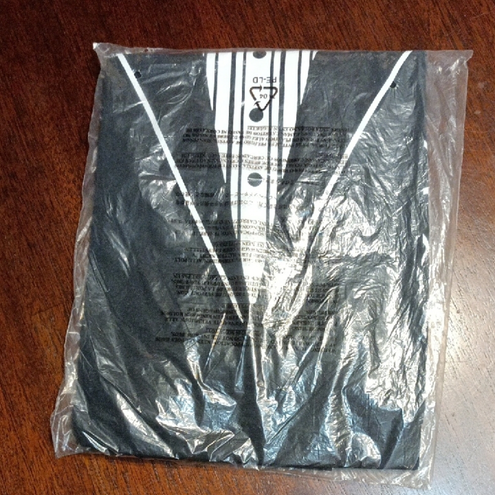 Gildan Black Short-Sleeve Tee with White Tuxedo Graphic - Picture 3 of 3